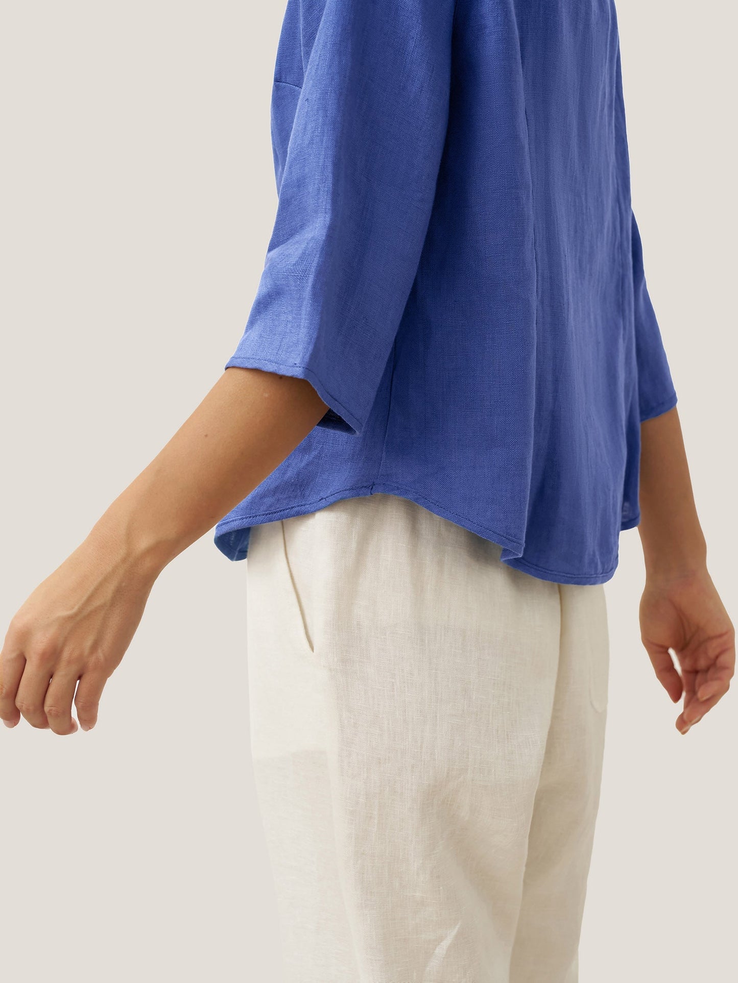 Veste ajustée en lin 100% avec boutons faits main AMELIA