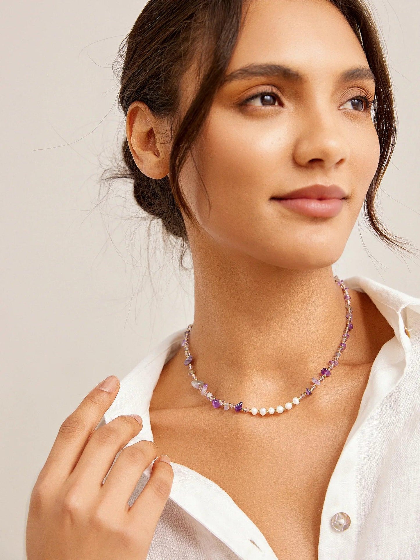 Collier en agate violette et perles de culture d'eau douce