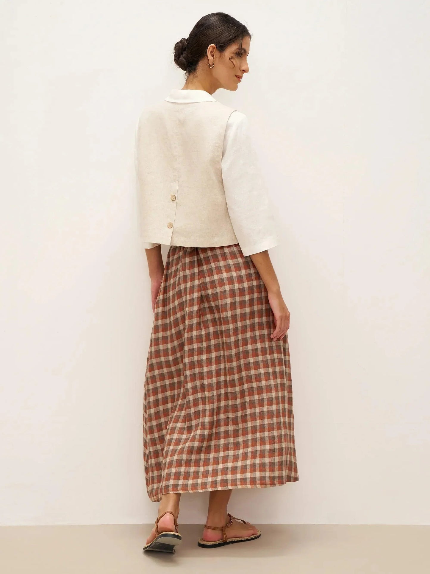 Gilet 100% Lin à Col en V et Fermeture Boutonnée DELIA