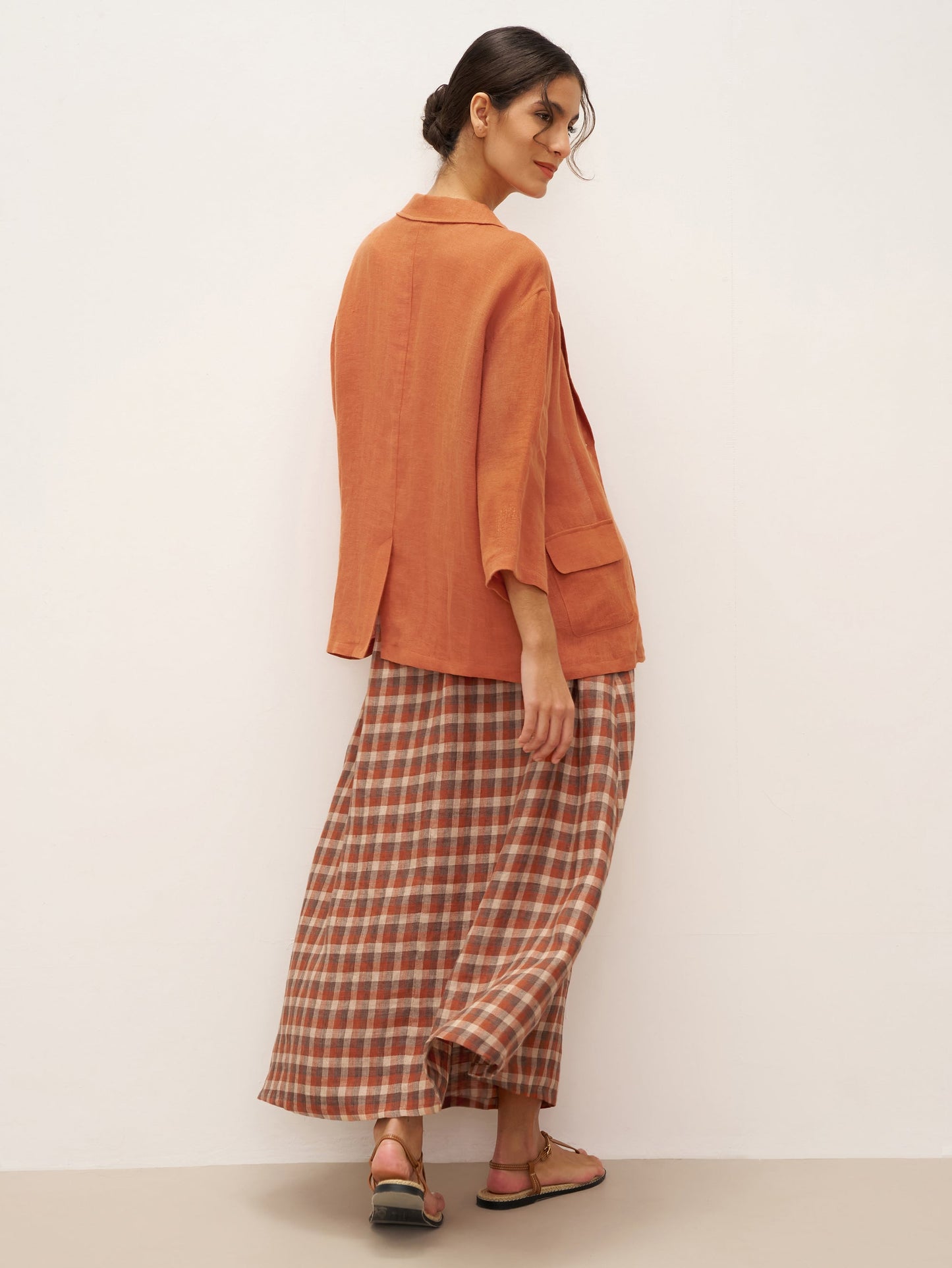 Veste blazer en 100 % lin à manches trois-quarts et épaules tombantes DARA