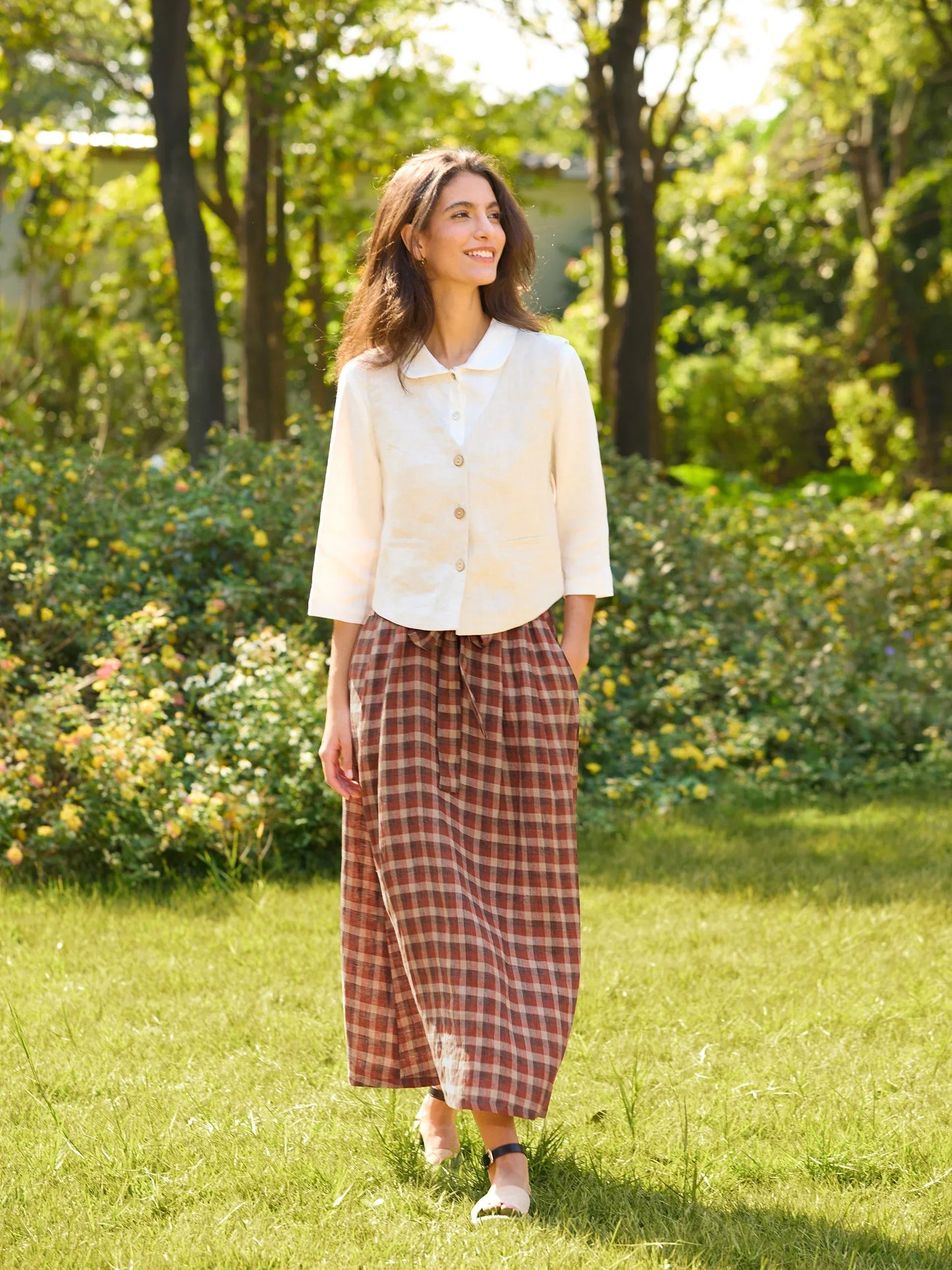 Gilet 100% Lin à Col en V et Fermeture Boutonnée DELIA