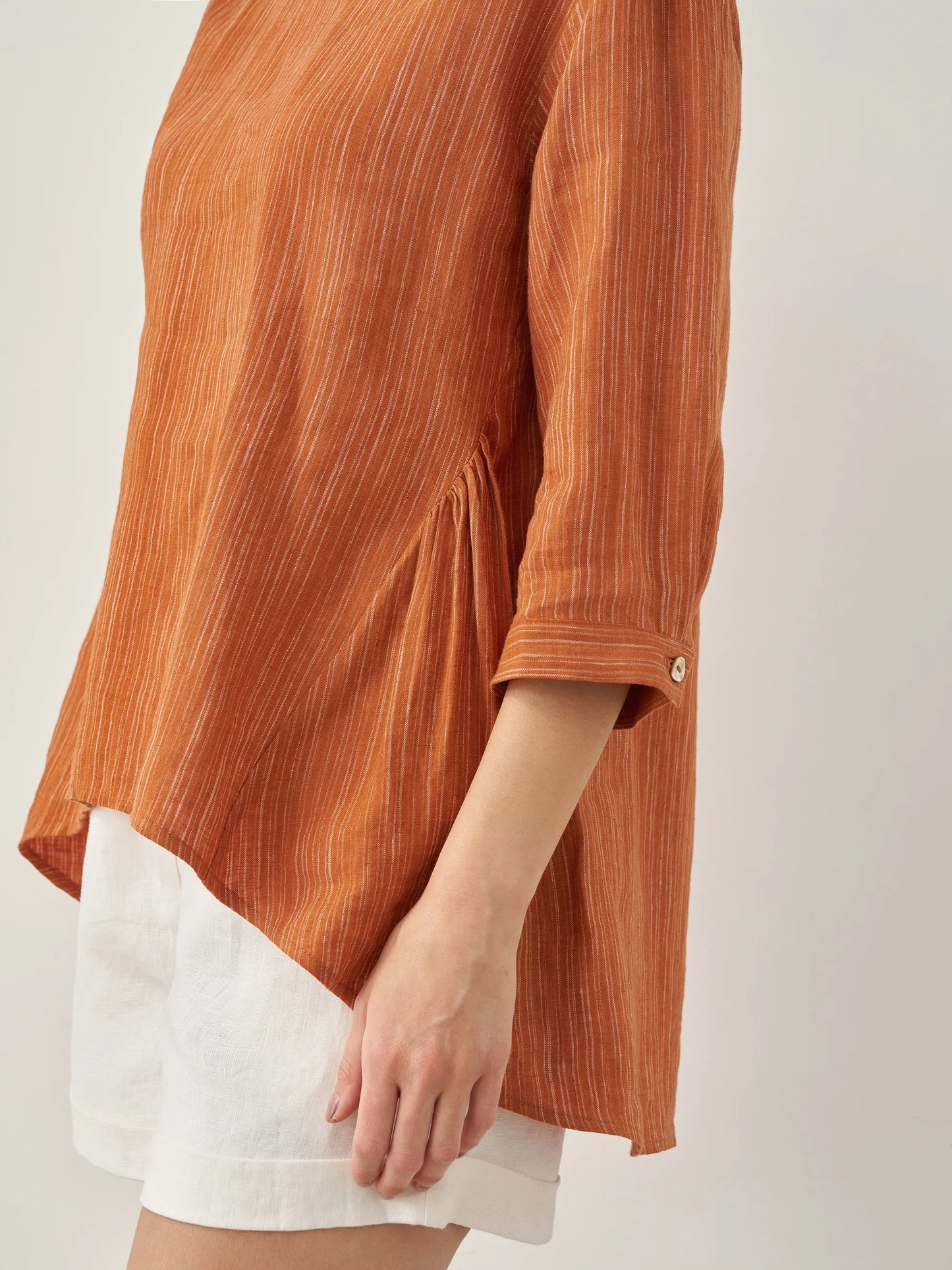 Haut en 100 % lin à col rond à rayures artistiques FLORENCE