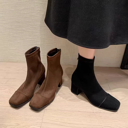 Bottines Stretch Suédées – Élégance Confortable & Silhouette Raffinée