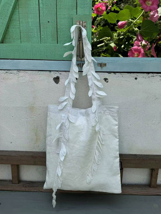 Sac cabas en coton-lin brodé à franges