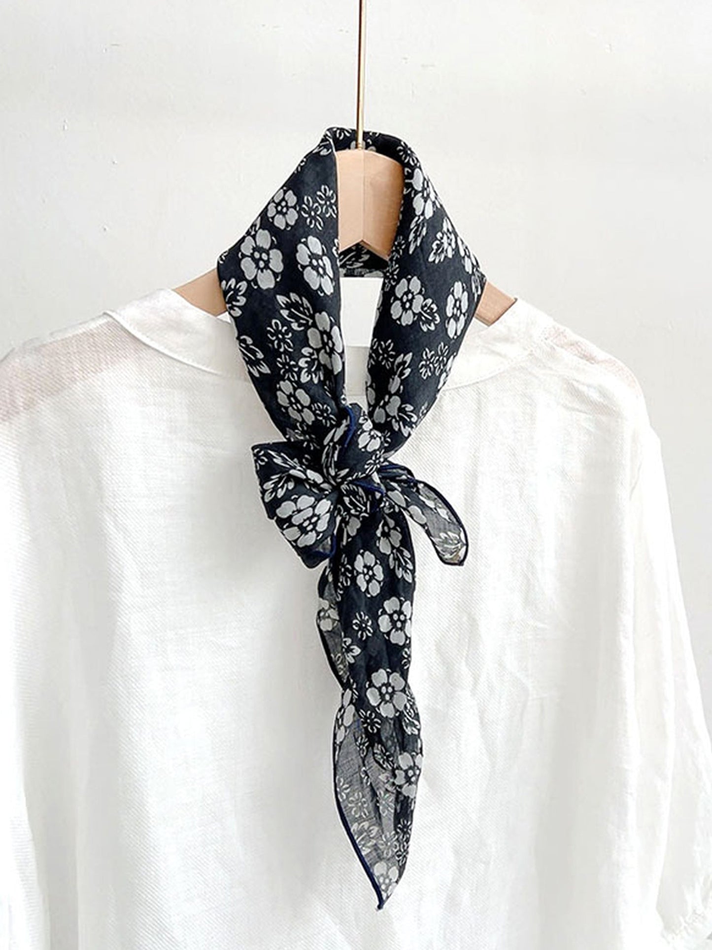 Mouchoir en ramie à imprimé vintage