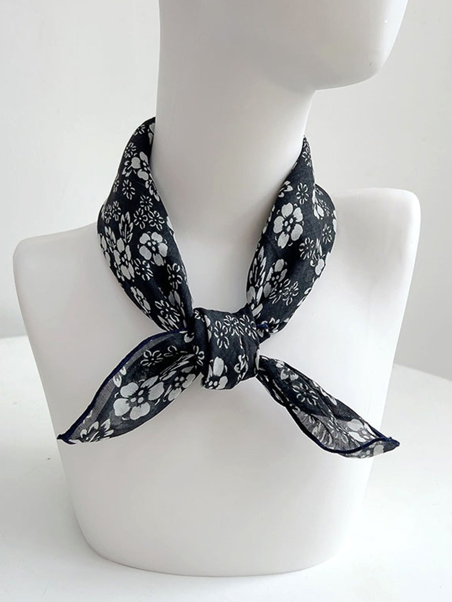 Mouchoir en ramie à imprimé vintage