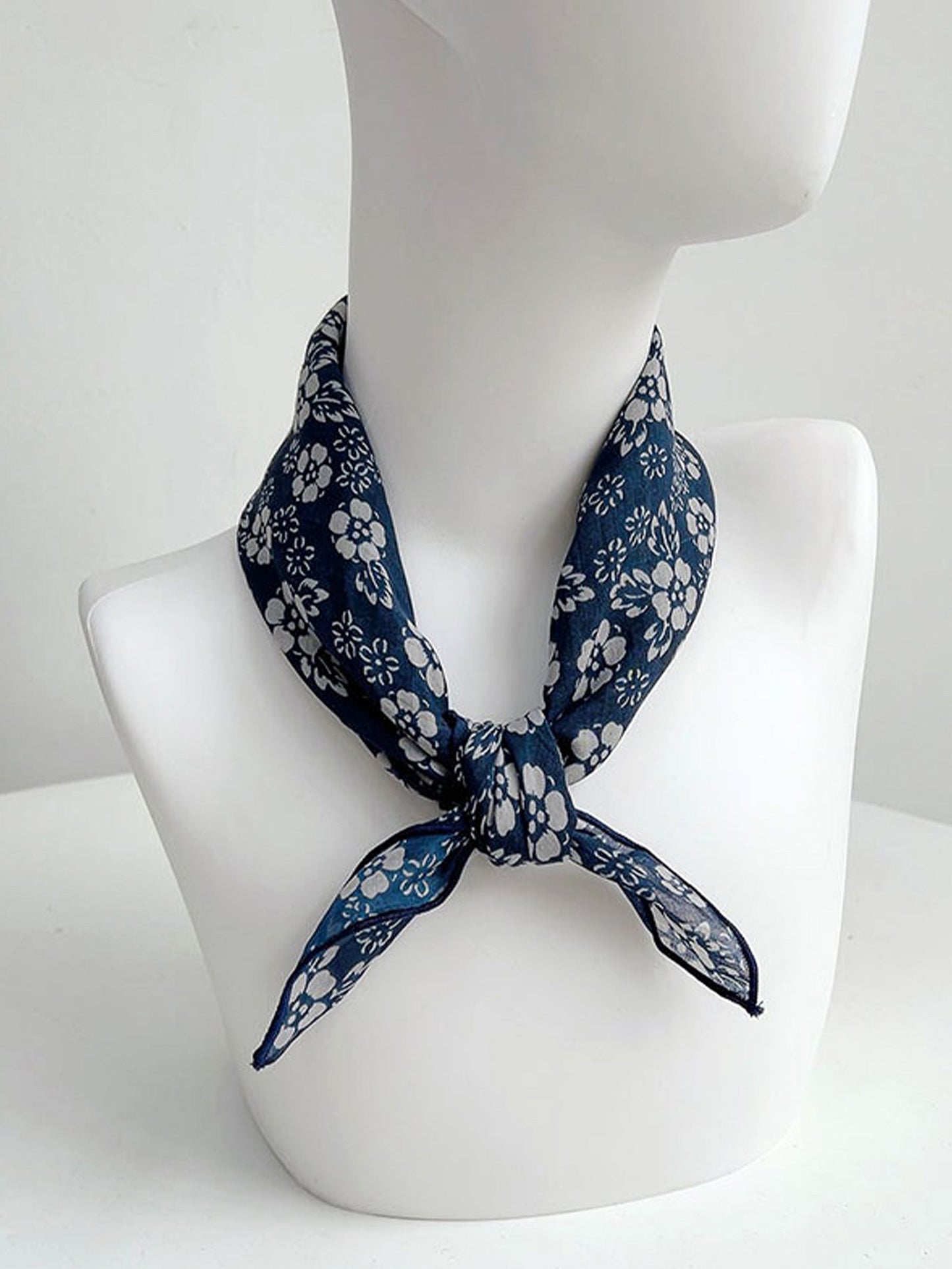 Mouchoir en ramie à imprimé vintage