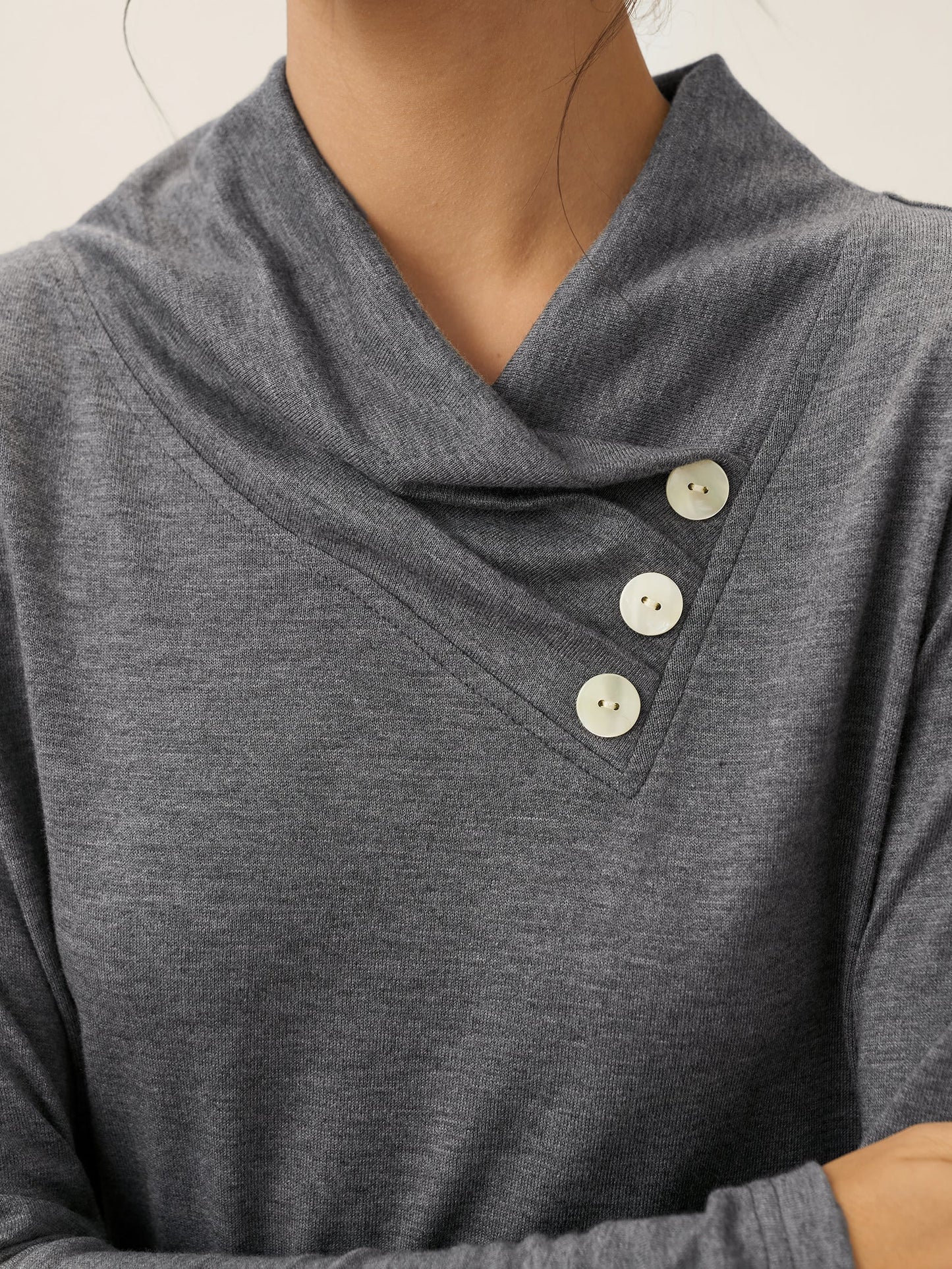 Haut extensible à col bénitier asymétrique en cachemire TATIANA