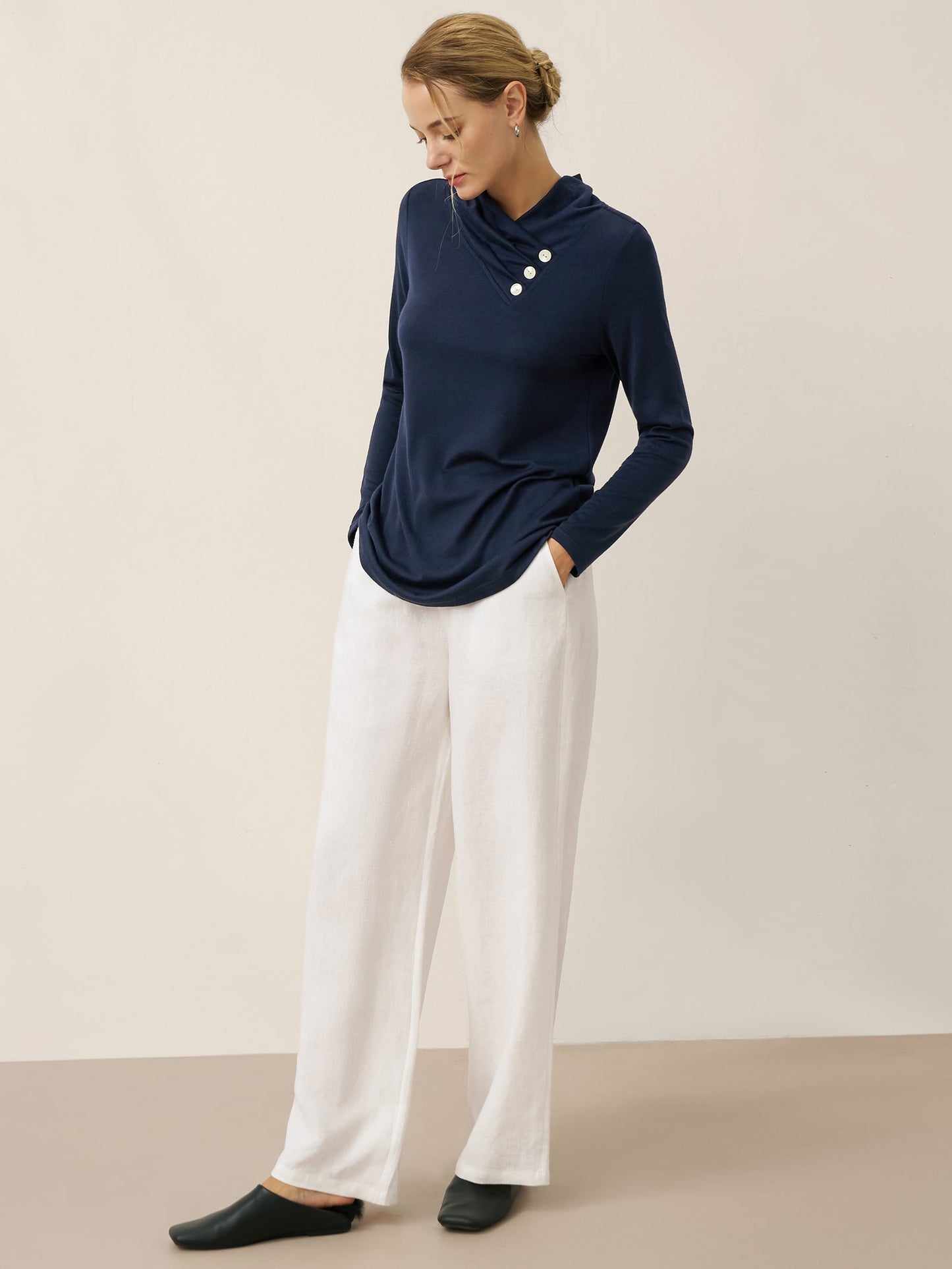 Haut extensible à col bénitier asymétrique en cachemire TATIANA