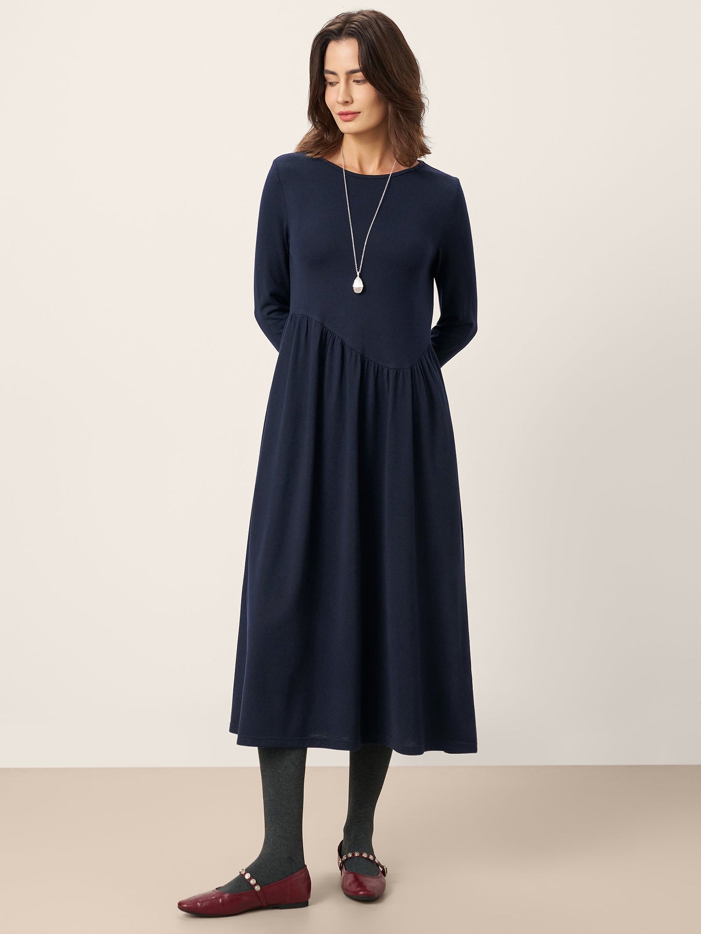 Robe longue en laine à coupe asymétrique et incurvée CALLIE