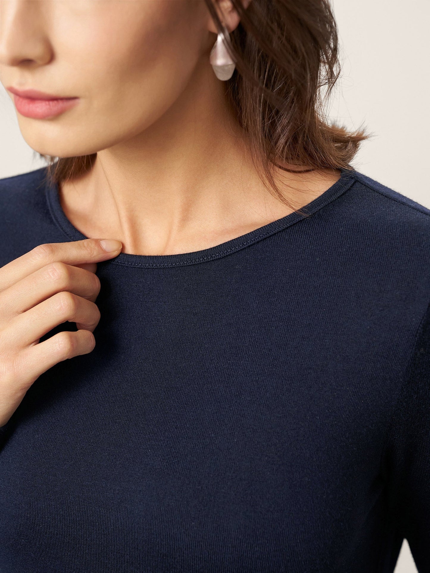 Robe longue en laine à coupe asymétrique et incurvée CALLIE