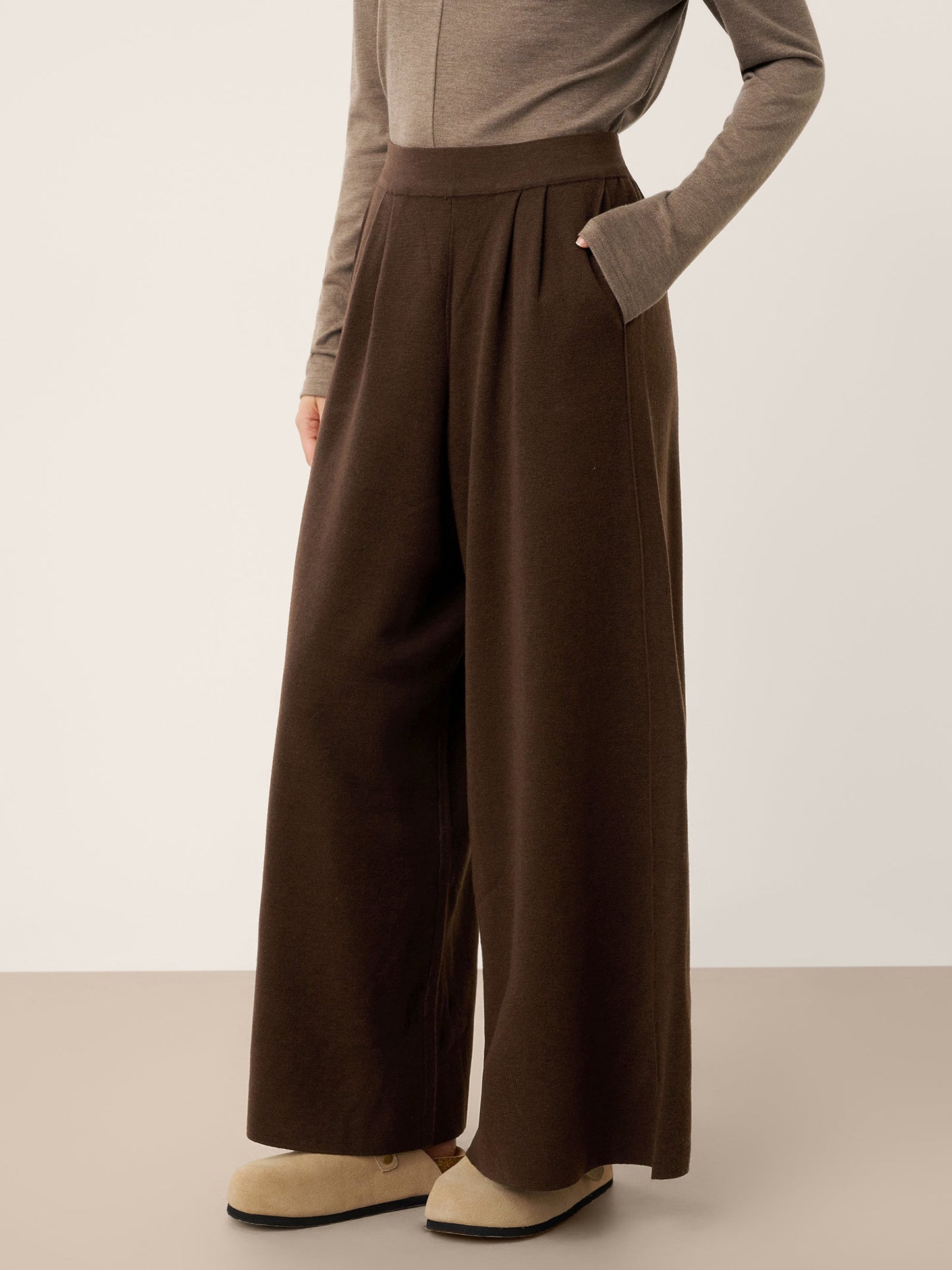 Pantalon Coupe Droite Décontractée à Taille Élastique en Laine Mérinos YVETTE