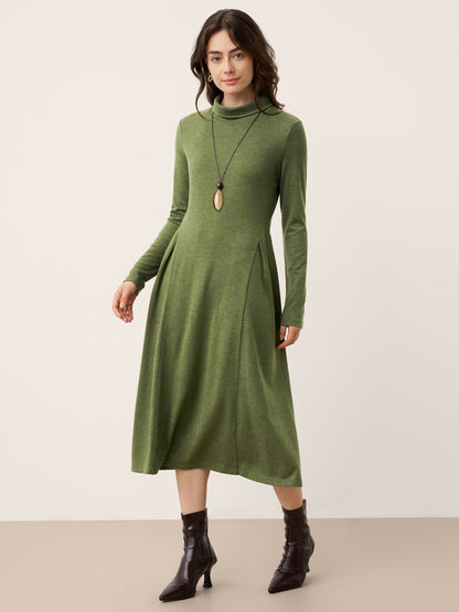 Robe longue à col roulé et plis sculptés en laine BRIAR
