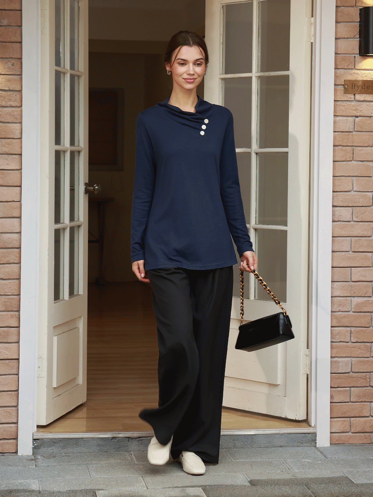 Haut extensible à col bénitier asymétrique en cachemire TATIANA